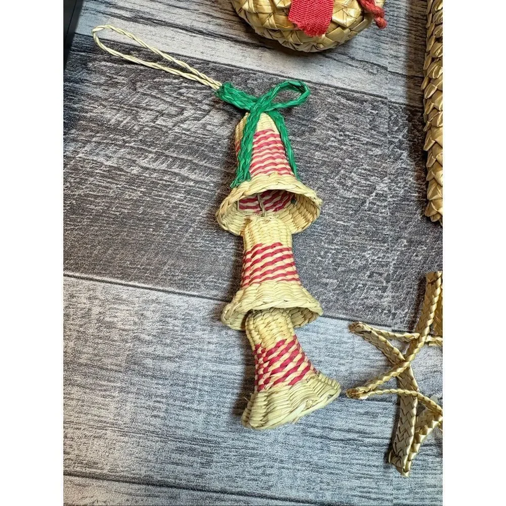 Vintage 1970s–1980s Straw Holiday Ornaments – Handmade Scandinavian Style Set (4